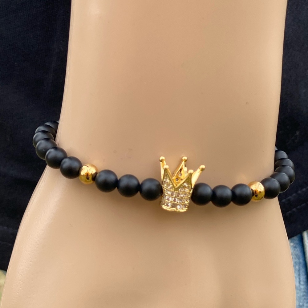 New Men's Gold Jewel Crown Black Beaded Bracelet